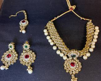 Fashion Jewelry Choker Set