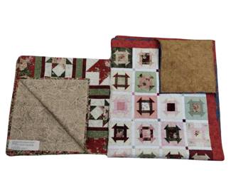 Throw Quilt Machine Stitched Christmas Colors Pale Green Red