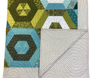 Throw Quilt Machine Stitched