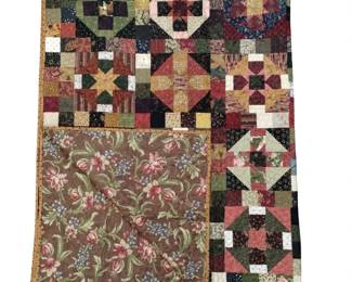 Full Queen Size Quilt Machine Stitched