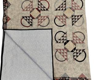 Full Queen Quilt Machine Stitched