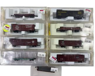 Z LOT 9 Train Cars Micro-Trains Lines Freight Caboose