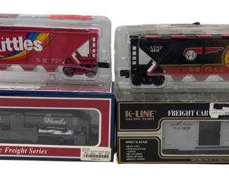 O27 LOT 4 Train Cars Boxcars Williams K-Line Skittles Santa Fe