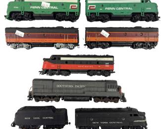 HO LOT 8 Train Engines Tenders NH & SP Powered Others Dummy