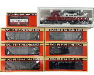 HO LOT 8 Train Cars Western Maryland Diesel Engine GP-20 18841