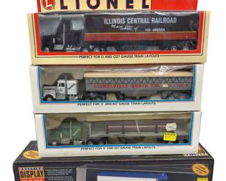 O27 LOT Diecast Semi Trucks Lionel IC Lumber 12806 Tractor 12779 +Display Case