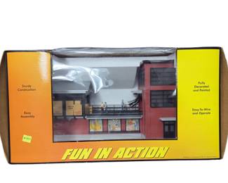 O27 Rail King Fun in Action Operating Transfer Dock 9110