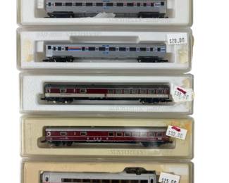 Z LOT 5 Train Cars Passenger Marklin Mini-Club 87711 8723 8760