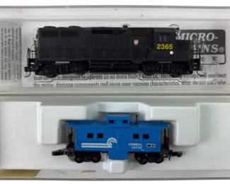 Z LOT PRR Pennsy 2365 Engine Conrail 18738 Caboose