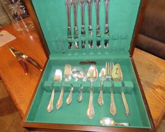 Silver plate flatware.