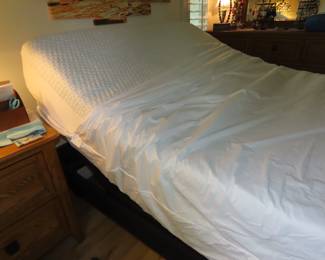 Sherwood, queen size adjustable bed