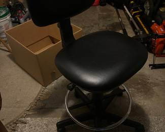 Swivel chair