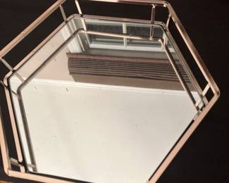Mirrored tray