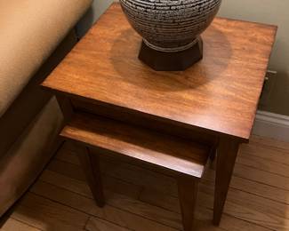 Ethan Allen nesting tables
