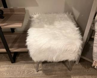 Fur ottoman