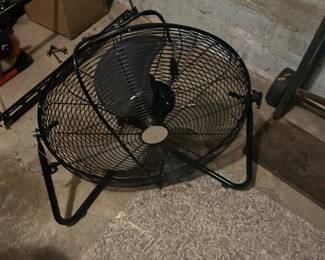 Floor fan