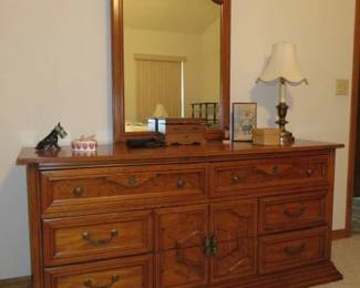 Thomasville Dresser with Mirror