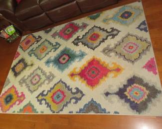 5'3" x 7'6" Area Rug