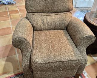 #11B - $395 - Electric recliner NORWALK brown curl upholstery 21seatx39x34 deep (closed) works great