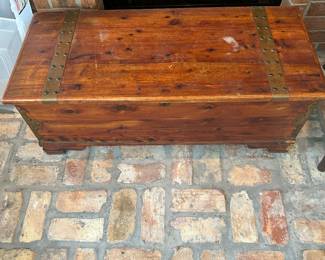 #71 - $120 - Antique Lane cedar chest 42Wx17Dx16T