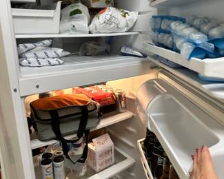 #53 - $140 - 2012 whirlpool white single door fridge 28x29x89