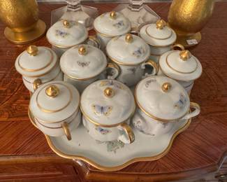 #101 -$120 - Limoges Bufferly pot de crème 6 + 4 golf & white with tray