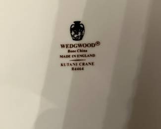 #39 - $220 - Wedgewood China - Kutani Crane - Service for 8 - 43 pieces