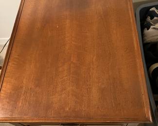 #49 - $140 - Henredon 1-Drawer Table 21W X 27D X22H