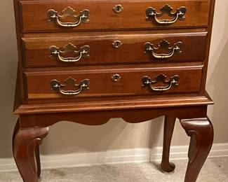 #33 - $220 - mahogany Silver/Jewelry hest by Crawford Furniture 23W X 15D X 38H