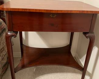 #75 - $700 - Mahogany Queen Anne Period Vanity Table 30W X 24D X 33H - Rare piece -