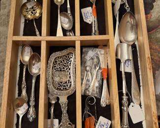 Assortment of sterling pieces priced individually