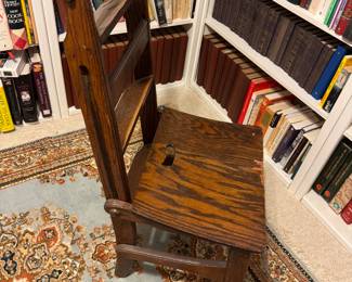 $110 - Onondaga novelty co library steps oak convertible to a chair