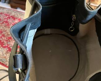 #150 100.00 Rare Coach Drawsrring Bag