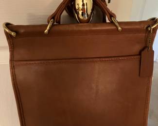 #148 68.00 Coach Vintage Tan Willis Satchell