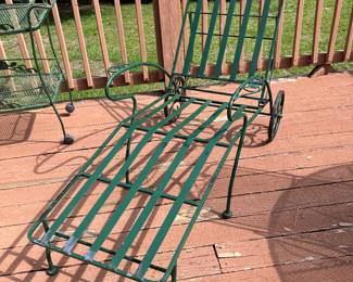 #89 - $140 - 1 Lounge Chair