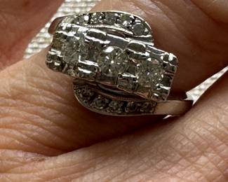 #169 - $695 - Antique ring, 14kt white gold, approx 1/2 ctw, 4.2 gr