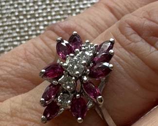 #172 - $525 - 14kt white gold, ruby & diamond ring. 3.6 gr, size 6.