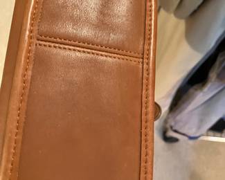 #148 68.00 Coach Vintage Tan Willis Satchell