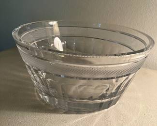 #23 - $80 - Crystal bowl & vase signed