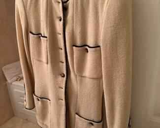 #93A - $200 Vintage Coco Chanel Jacket sz 38 - 6 - Very good condition