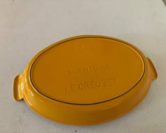 #123 - $120 - Le creuset 2 oval baking dish #28 & #3