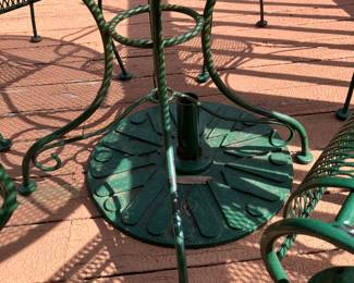 #87 - $140 - Iron green Patio Set - Table and 4 Chairs