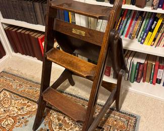 $110 - Onondaga novelty co library steps oak convertible to a chair