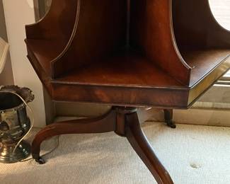 #19 - $300 -Octogonal 2-Tier Table 5 Openings. 29 X 32H
