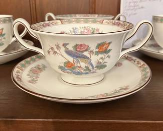 #39 - $220 - Wedgewood China - Kutani Crane - Service for 8 - 43 pieces