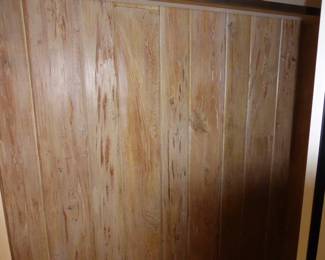 See prices & more info, copy & paste link below:https://beforeudemo.com/sales-event/glencoe-3000-sq-ft-house-demolition-sale/