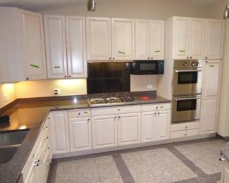 See prices & more info, copy & paste link below:https://beforeudemo.com/sales-event/glencoe-3000-sq-ft-house-demolition-sale/