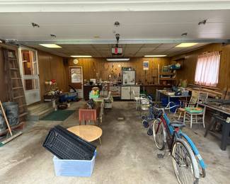 The garage is now done and completely displayed