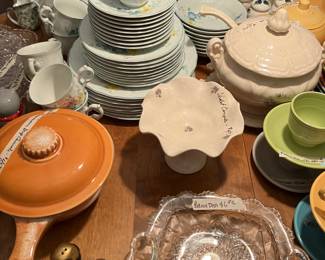 Mikasa dishes, Hull