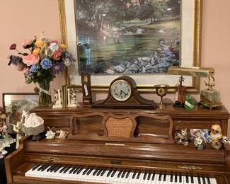 Baldwin piano